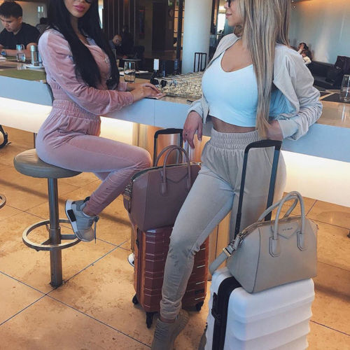 Women’s Velvet Sweatshirt & Pants Set—a premium 2-piece velour tracksuit