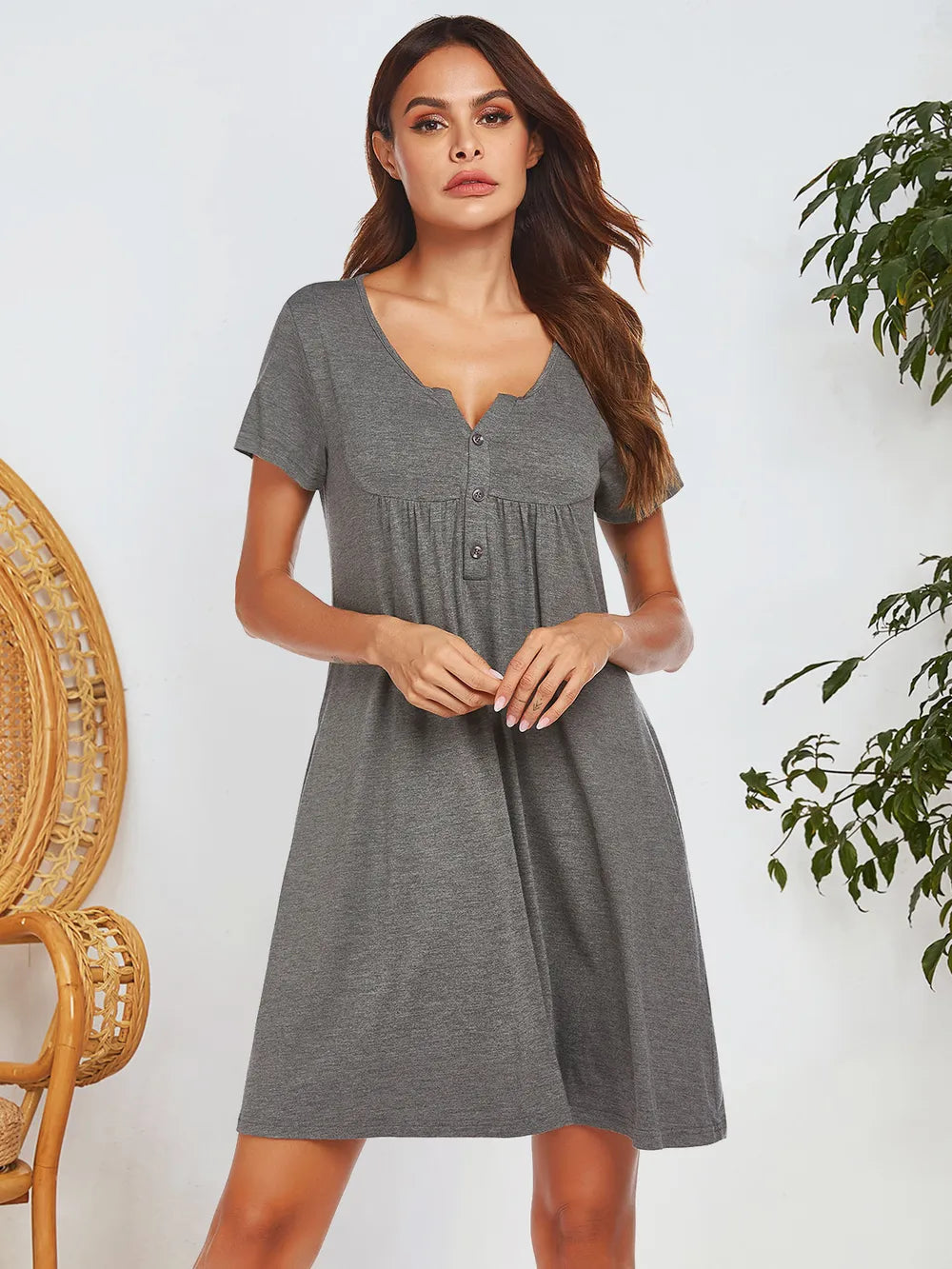 Spring and summer short sleeved