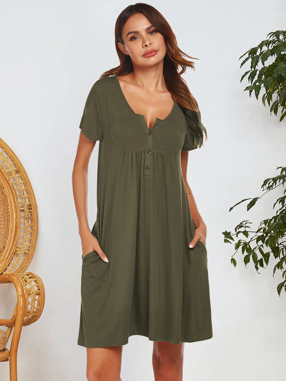 Spring and summer short sleeved