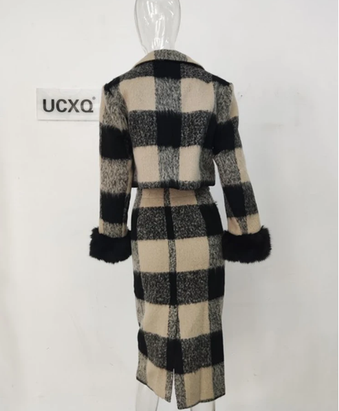 Women’s Winter Two-Piece Set: Black & White Plaid Furry Cuff Wool Coat