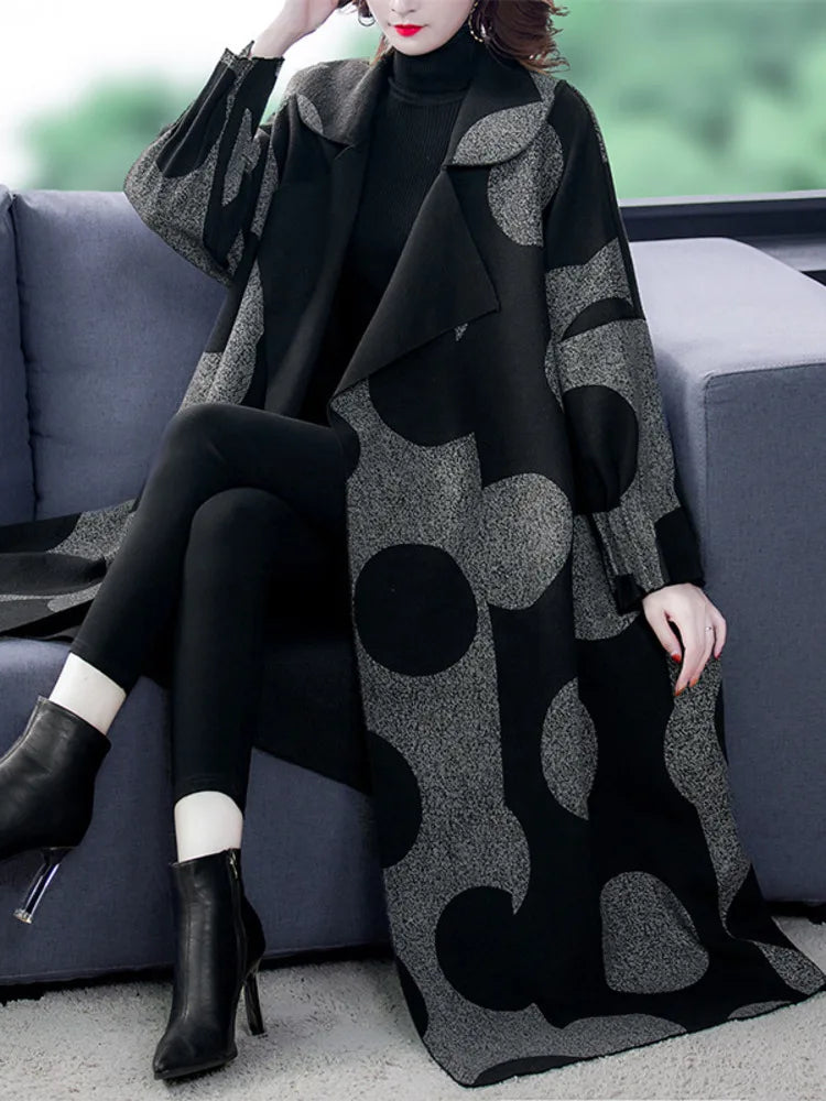 2025 New Autumn and Winter turn-down collar Batwing Sleeves polka dots printed cardigan Jacket