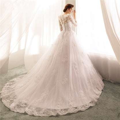 New Arrival Elegant Long Sleeve Bridal Gown 2025