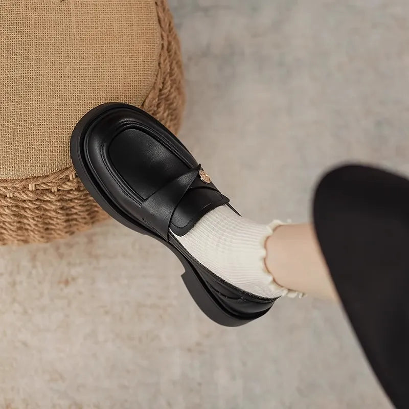 Spring new coarse order shoes with thick soles and small leather shoes for one foot pedaling