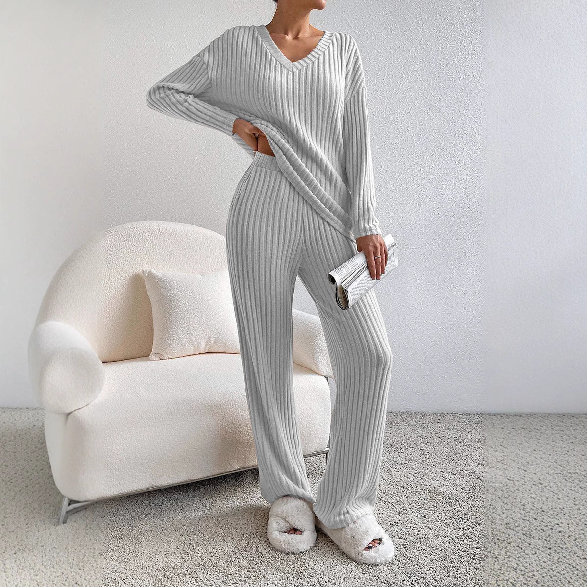 Fashionable Casual Loose V-Neck Ribbed Knit Set for Women
