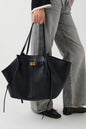 Large Capacity Trapeze Shoulder Bag for Women – Designer PU Leather Tote with Metal Lock | High-Quality