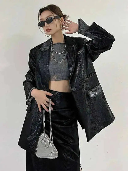 Black Serpentine PU Leather Jacket for Women 2025