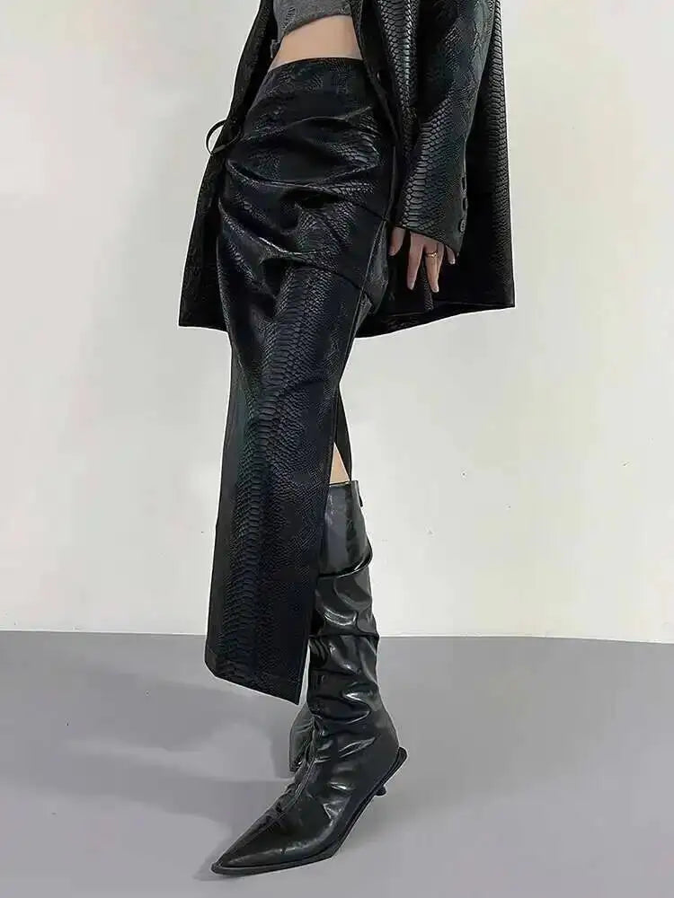 Black Serpentine PU Leather Jacket for Women 2025